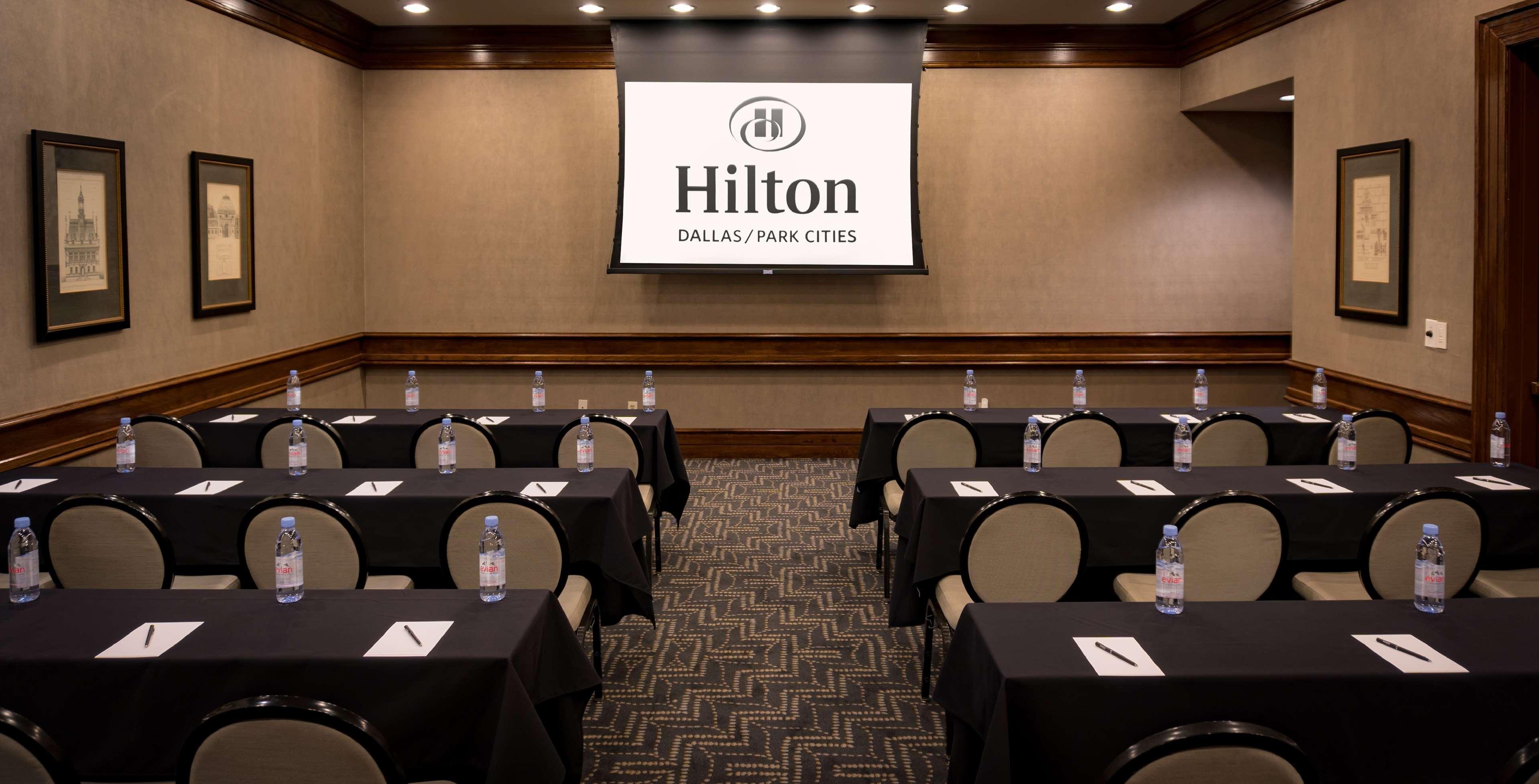 Hilton Dallas-Park Cities Екстер'єр фото